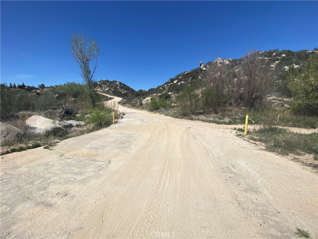 This listing includes both Lot 783 and Lot 782. Buyers and Investors don't miss out on building your dream home! A total of 5.5 Acres where you can truly roam free. Savor your privacy by the lake, or explore HOA features such as a pool, fishing spots, tennis court, and basketball court. Don't for get about the private airstrip!