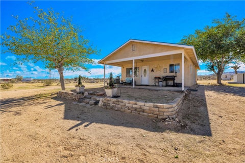 Photo of 3042 Chapton Lane, Landers, CA 92285 (MLS # JT26232751)