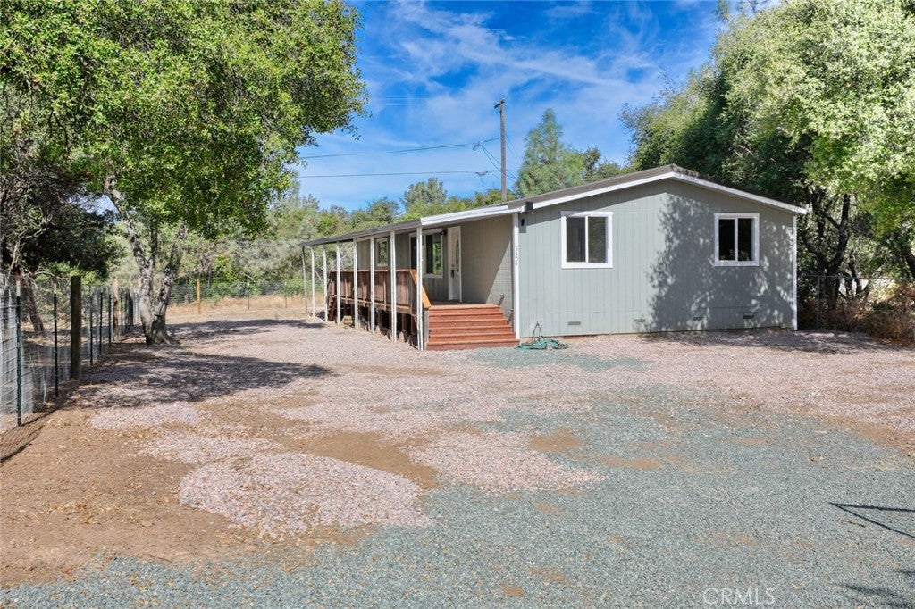 3304 Toyon