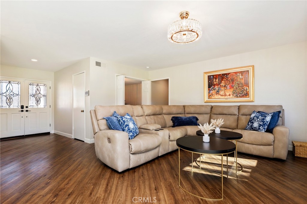 San Juan Hills East (HE) - Residential