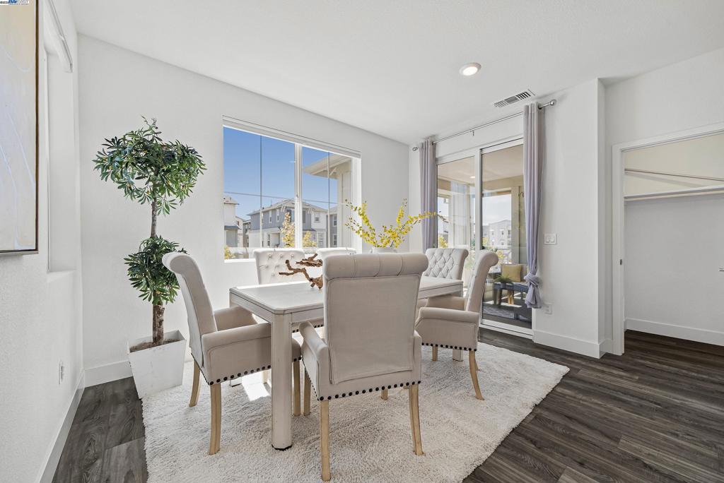 BRIDEWAY - Residential