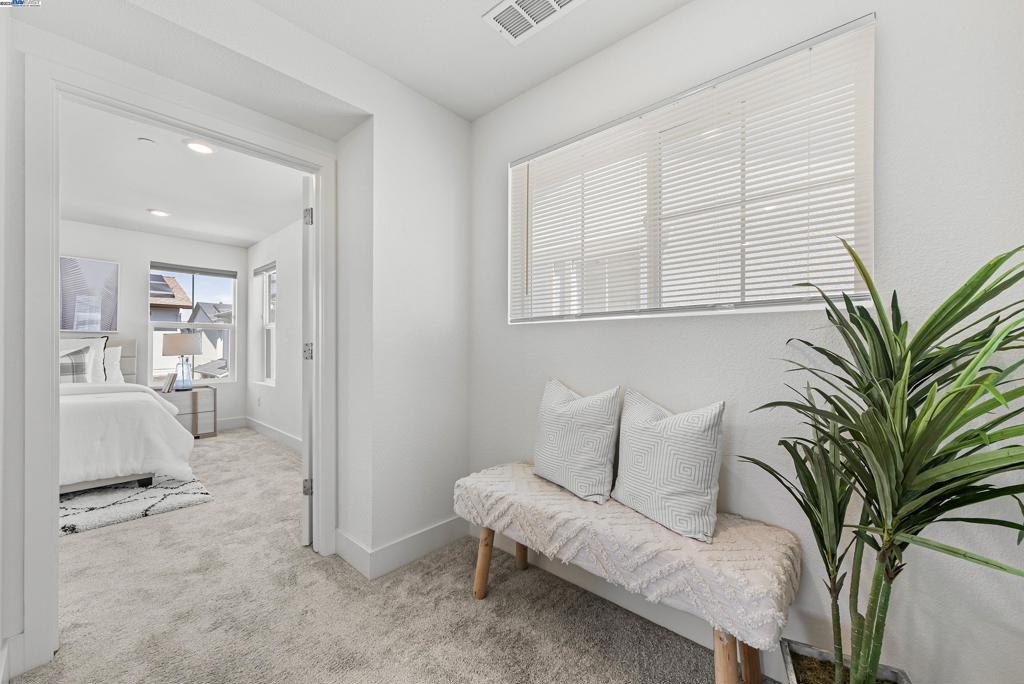 BRIDEWAY - Residential