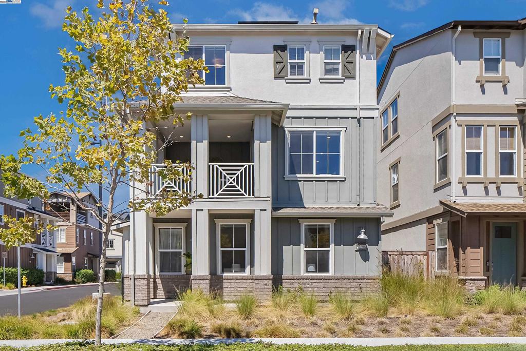 BRIDEWAY - Residential