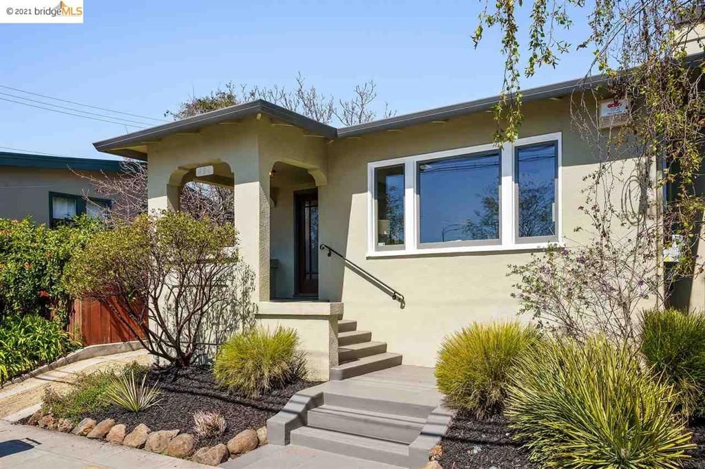 listing image 130728839185303633522
