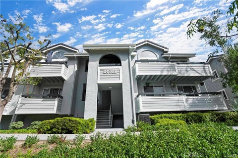 Photo of 20322 Rue Crevier #626, Canyon Country, CA 91351 (MLS # SR26221095)