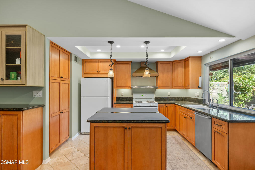 Foxmoor-706 - 706 - Residential