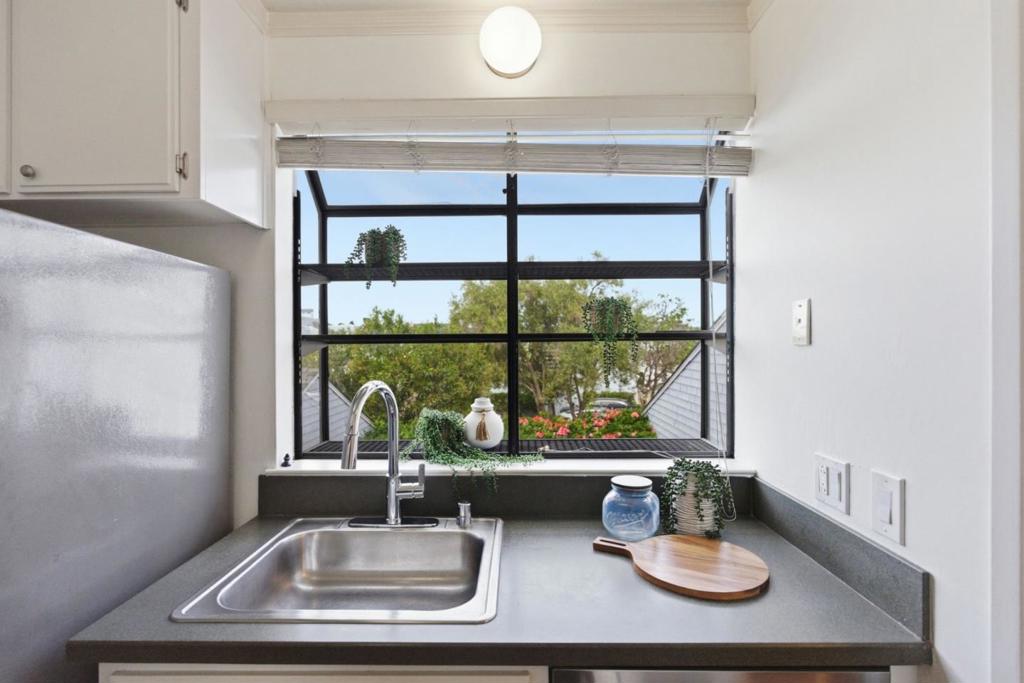 72 Cape Hatteras Court