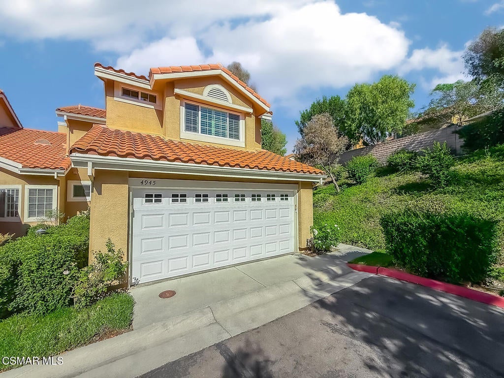 4945 Santo Drive