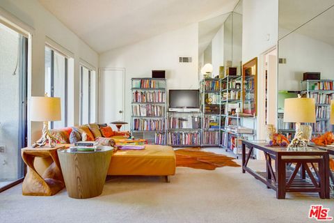 Photo of 351 N Hermosa Drive #2B2, Palm Springs, CA 92262 (MLS # 25589917) Photo of 351 N Hermosa Drive #2B2, Palm Springs, CA 92262 (MLS # 25589917)