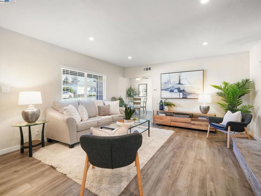 CASTRO VALLEY - Residential