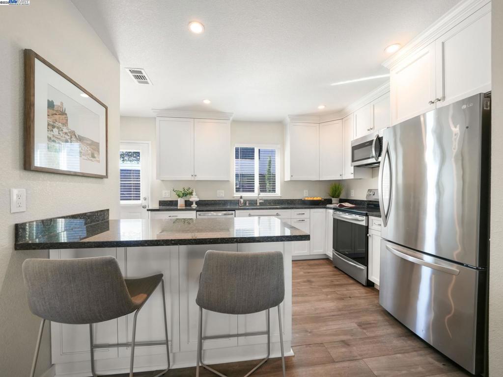 CASTRO VALLEY - Residential