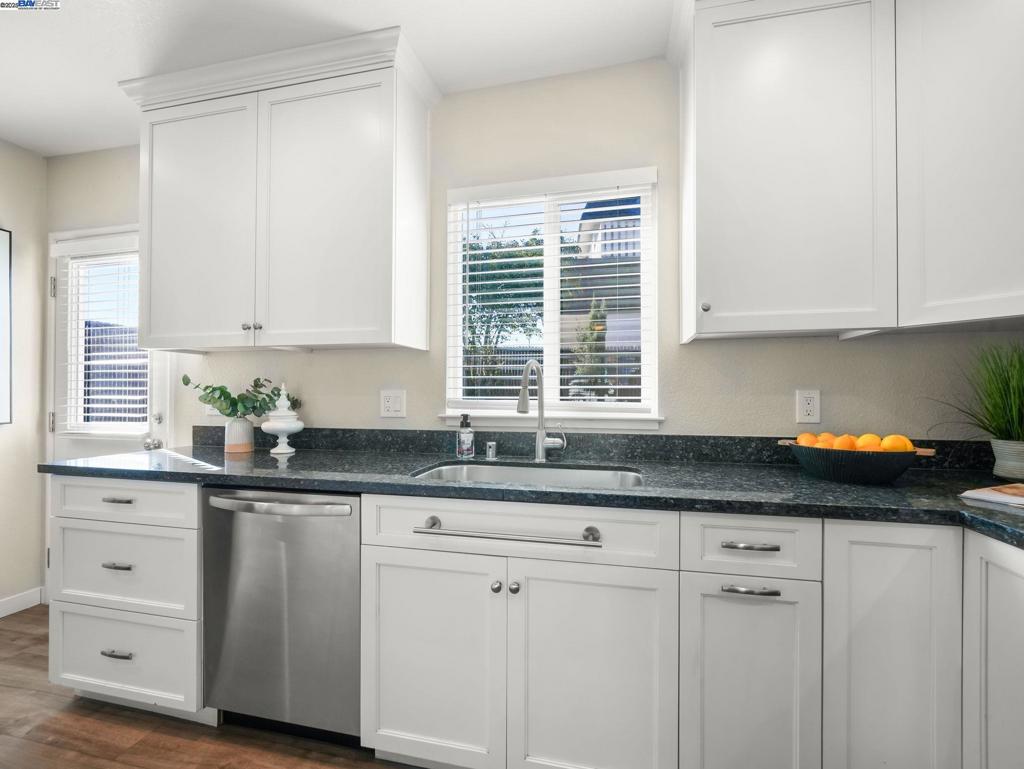 CASTRO VALLEY - Residential
