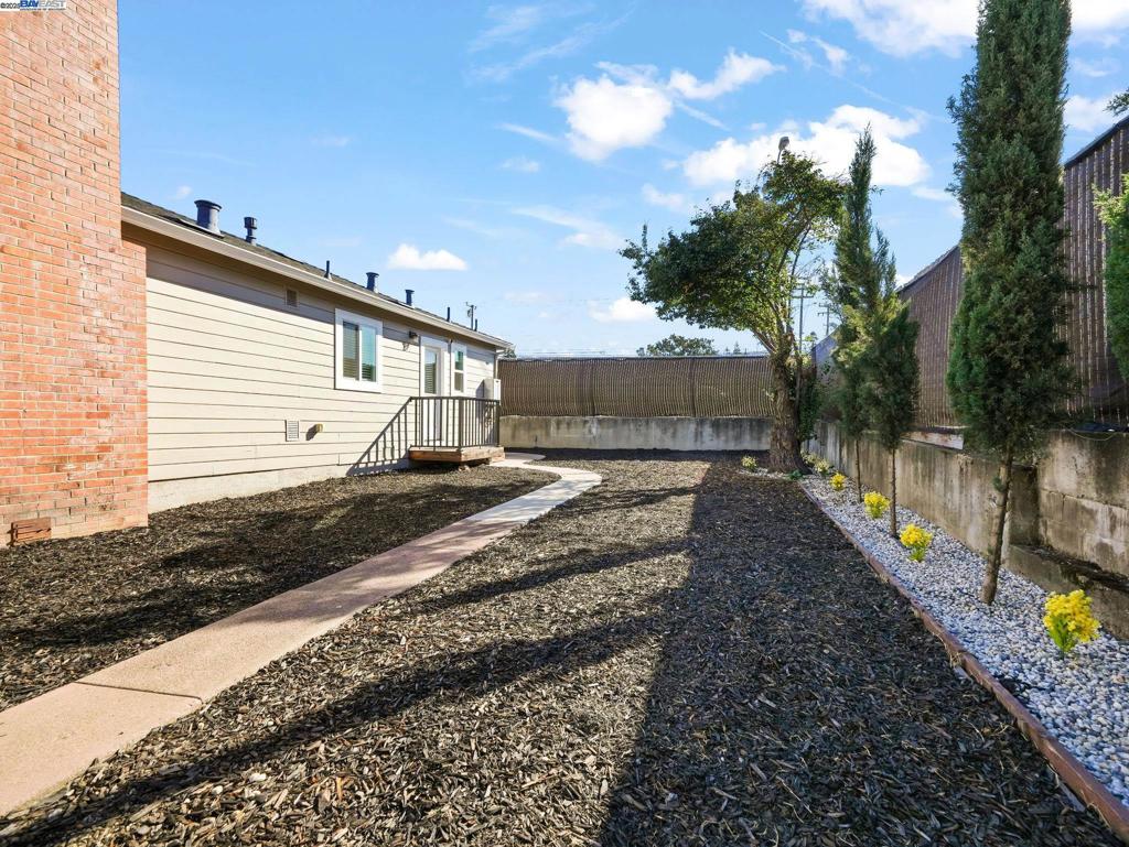 CASTRO VALLEY - Residential