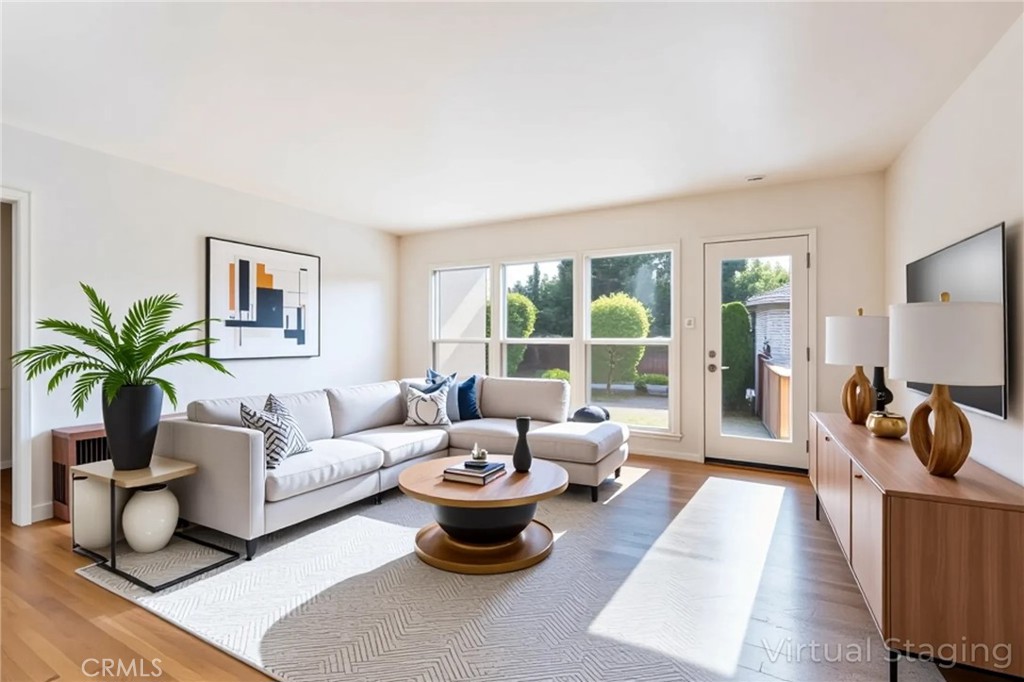 5032 Verdura Avenue