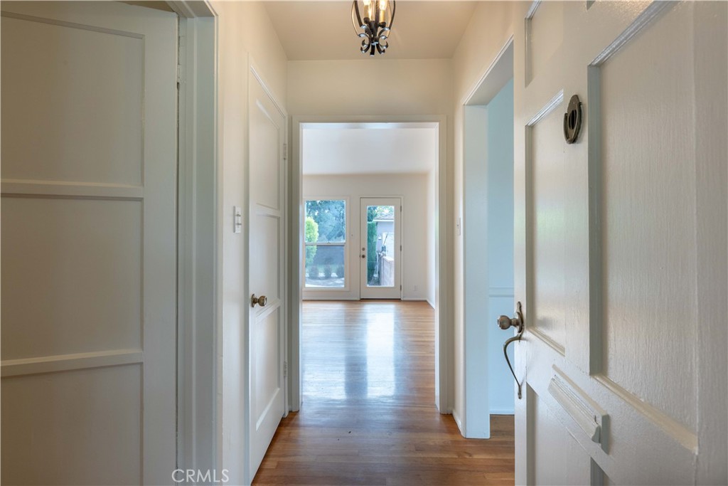 5032 Verdura Avenue