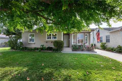 5032 Verdura Avenue Lakewood CA 90712