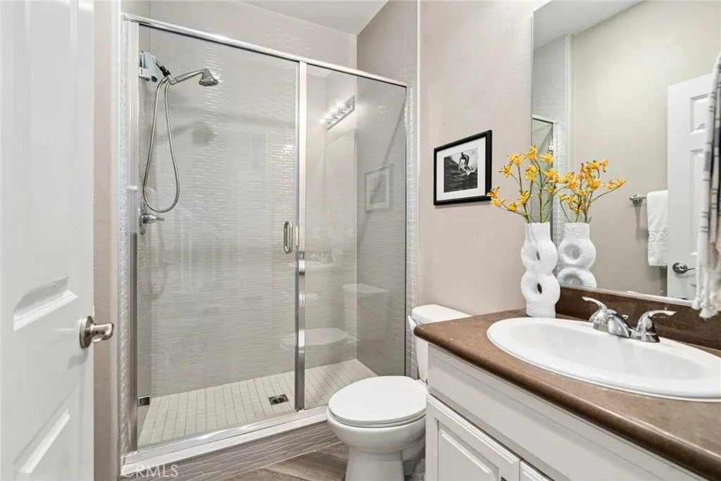 Irvine, California 92618, United States, 4 Bedrooms Bedrooms, ,3 BathroomsBathrooms,Residential,Active,197552