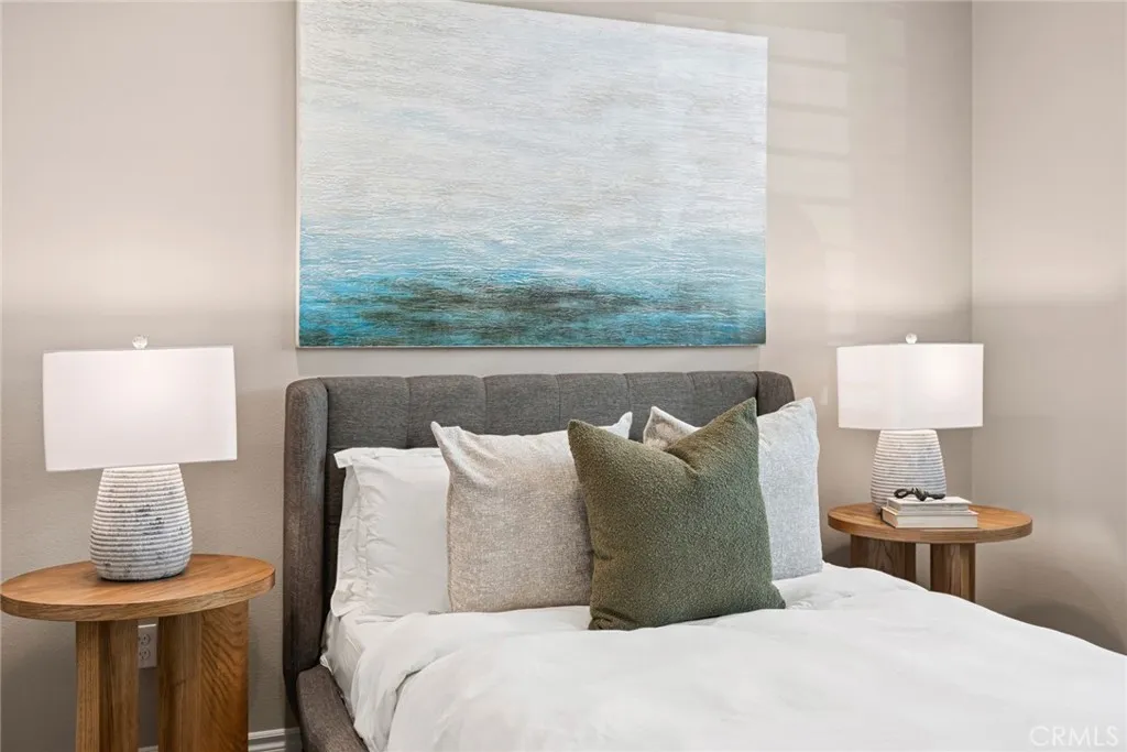 Irvine, California 92618, United States, 4 Bedrooms Bedrooms, ,3 BathroomsBathrooms,Residential,Active,197552