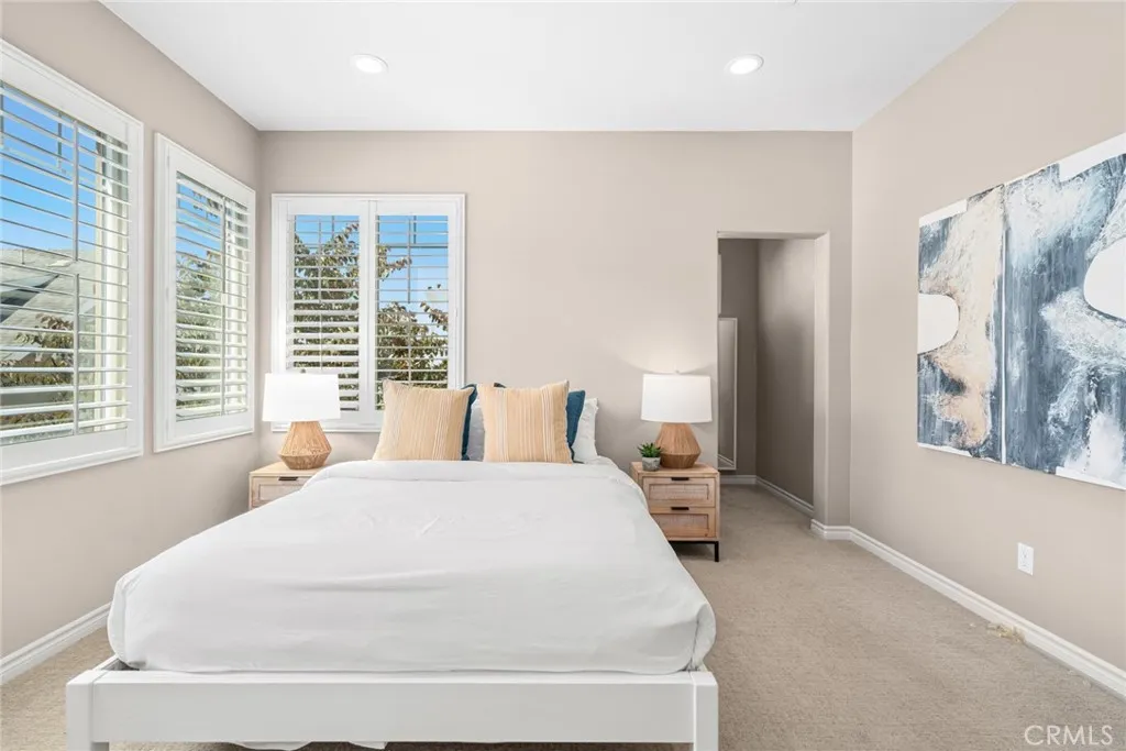 Irvine, California 92618, United States, 4 Bedrooms Bedrooms, ,3 BathroomsBathrooms,Residential,Active,197552