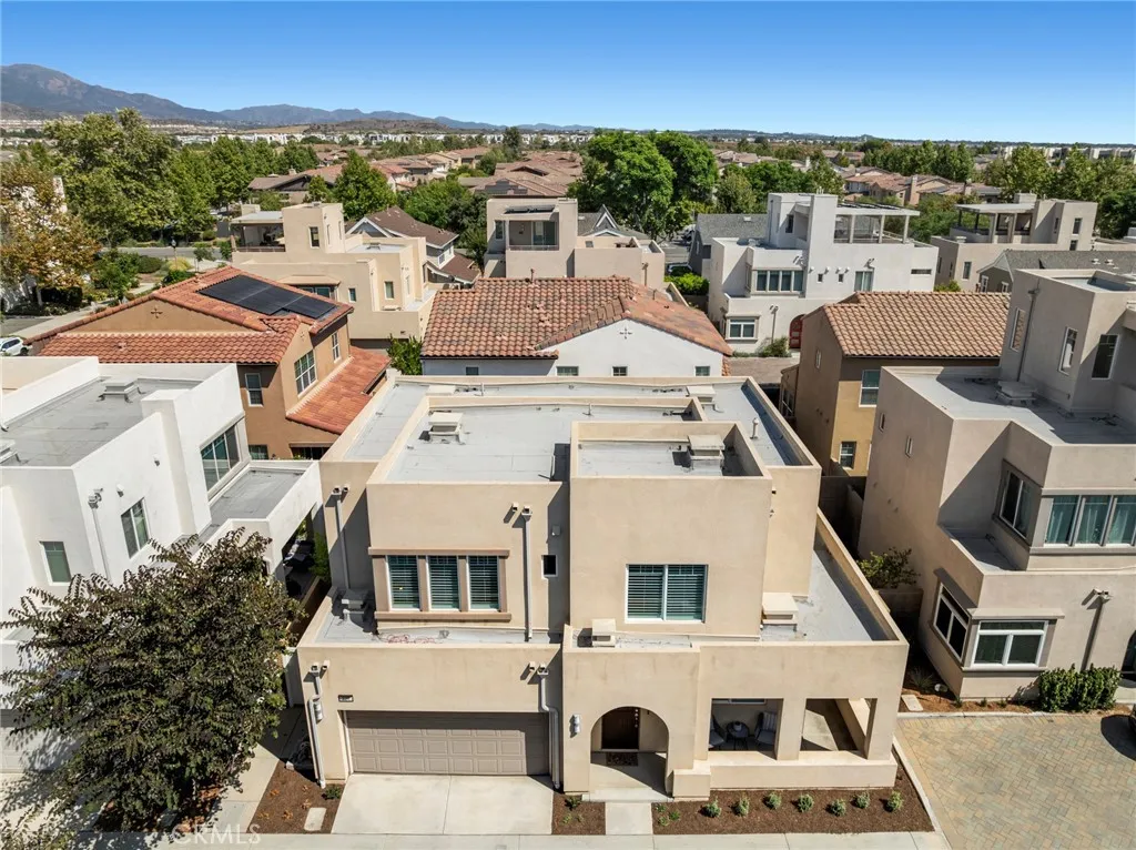 Irvine, California 92618, United States, 4 Bedrooms Bedrooms, ,3 BathroomsBathrooms,Residential,Active,197552