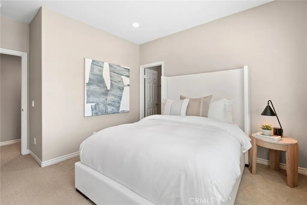 Irvine, California 92618, United States, 4 Bedrooms Bedrooms, ,3 BathroomsBathrooms,Residential,Active,197552