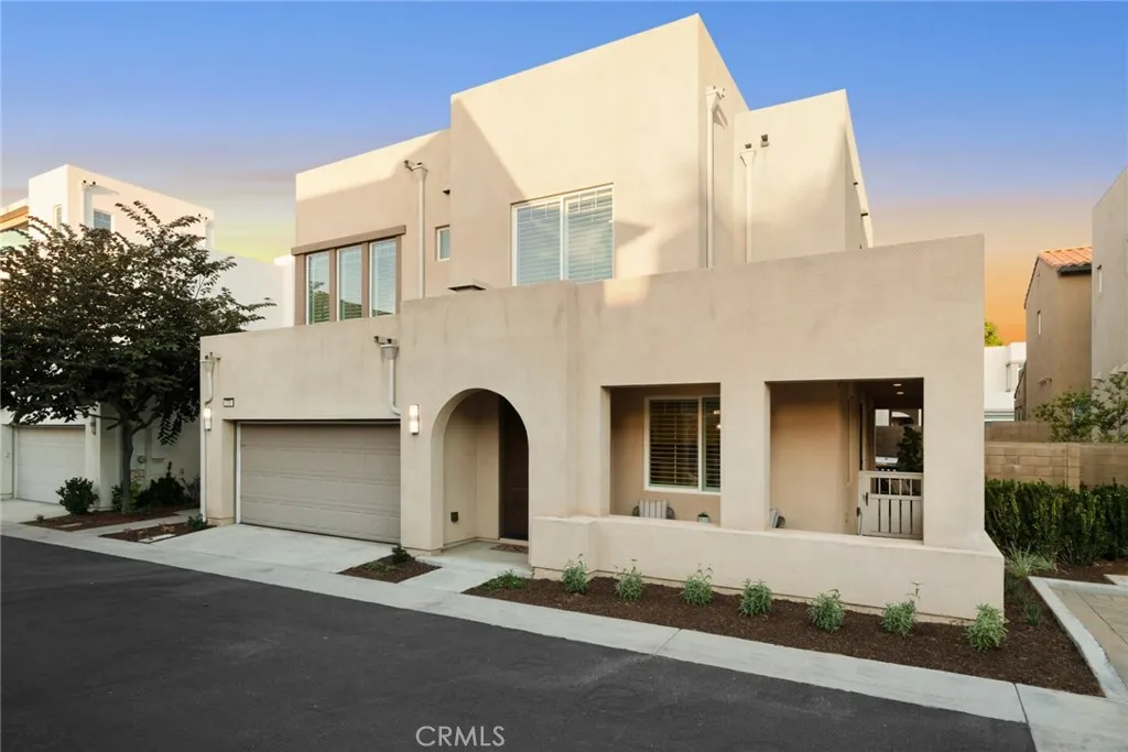 Irvine, California 92618, United States, 4 Bedrooms Bedrooms, ,3 BathroomsBathrooms,Residential,Active,197552