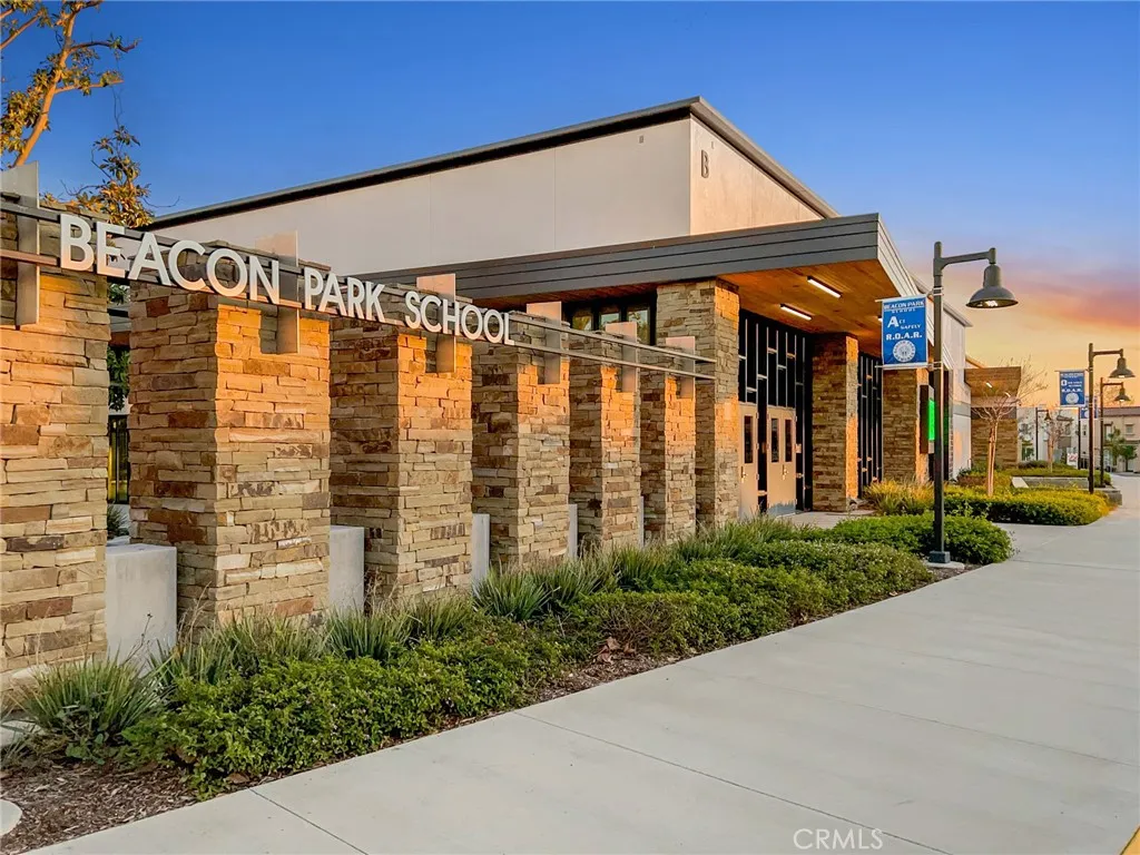 Irvine, California 92618, United States, 4 Bedrooms Bedrooms, ,3 BathroomsBathrooms,Residential,Active,197552