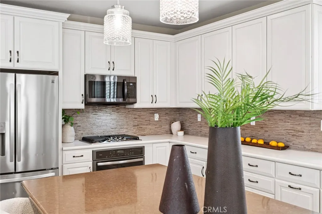 Irvine, California 92618, United States, 4 Bedrooms Bedrooms, ,3 BathroomsBathrooms,Residential,Active,197552