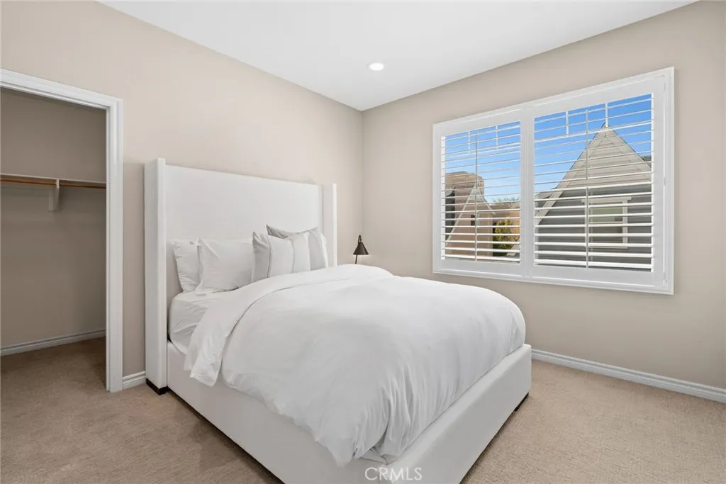 Irvine, California 92618, United States, 4 Bedrooms Bedrooms, ,3 BathroomsBathrooms,Residential,Active,197552