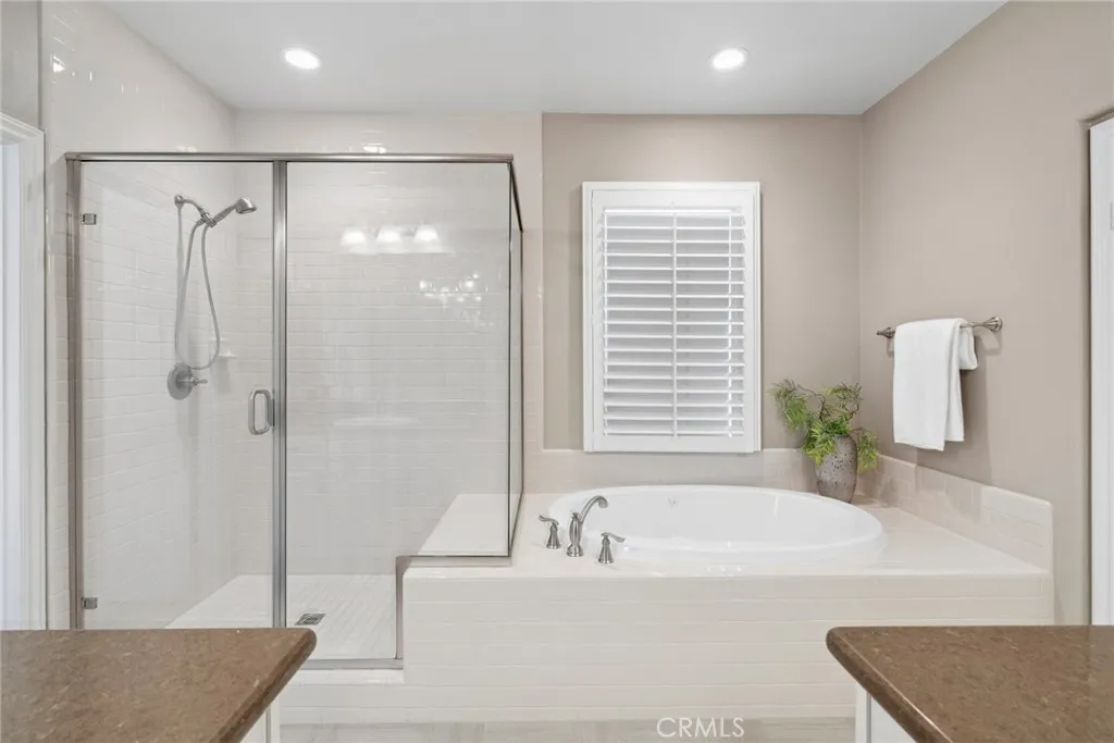 Irvine, California 92618, United States, 4 Bedrooms Bedrooms, ,3 BathroomsBathrooms,Residential,Active,197552