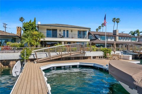 5585 E Corso Di Napoli Long Beach CA 90803