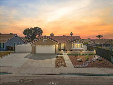Photo of 25445 Sun City BLVD, Menifee, CA 92586 (MLS # SW26104912)
