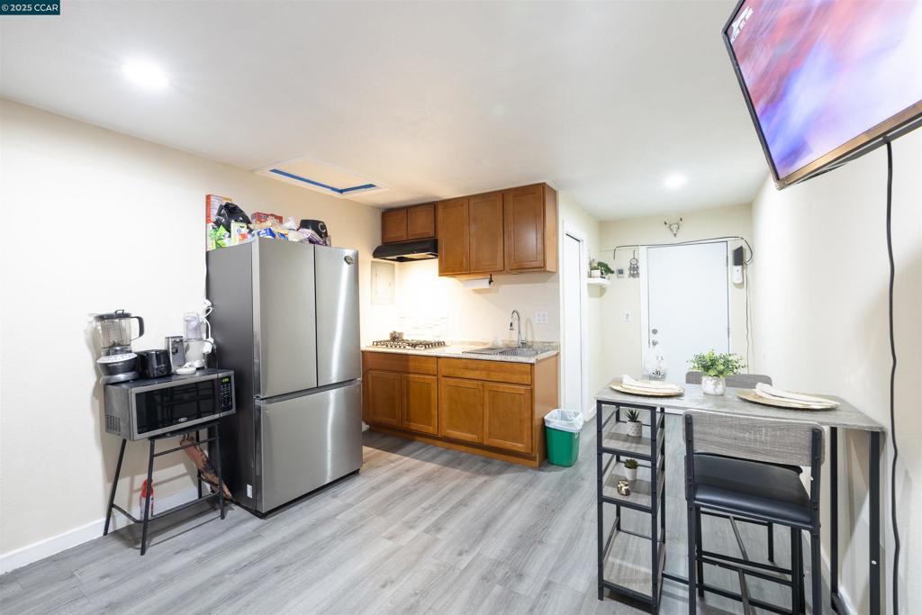 OAKLAND - Residential