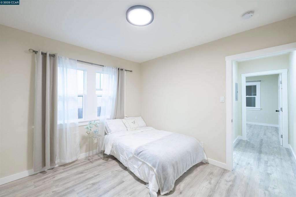 OAKLAND - Residential