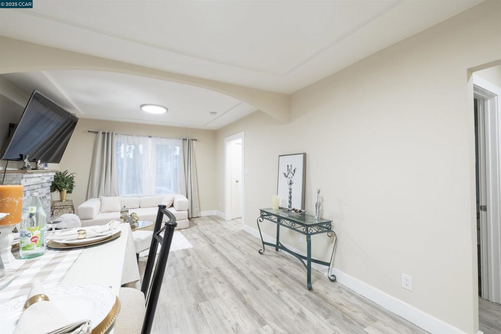 OAKLAND - Residential