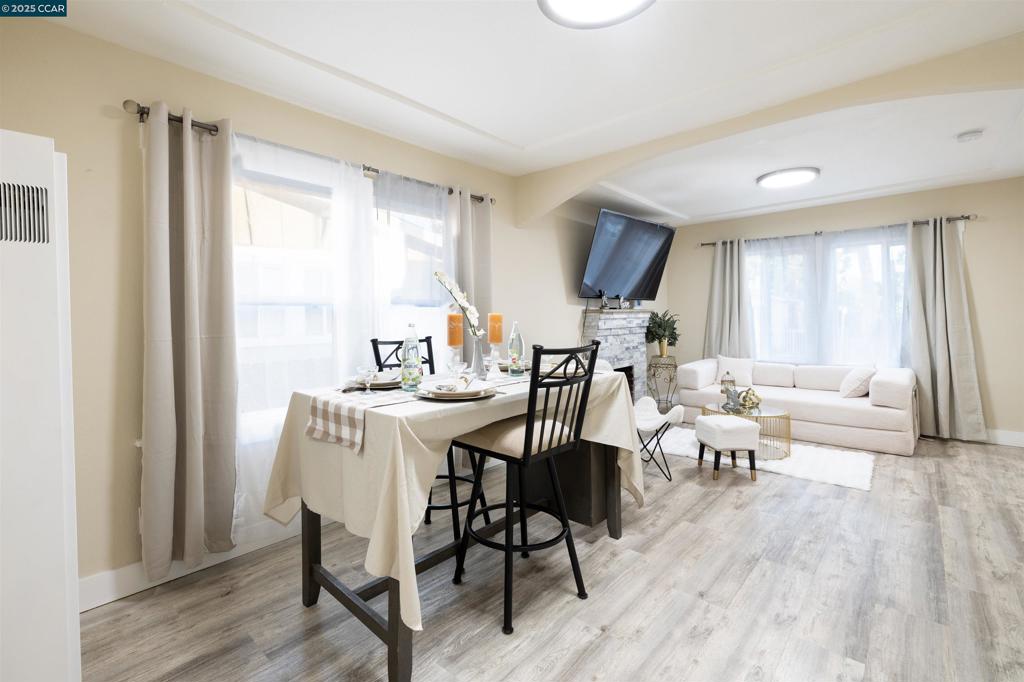 OAKLAND - Residential