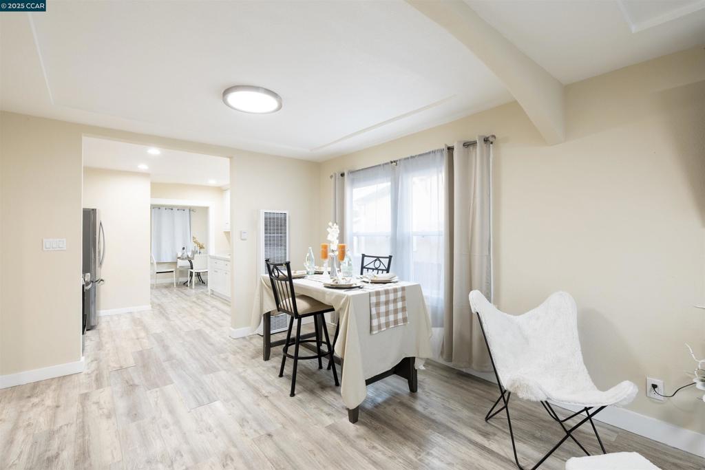 OAKLAND - Residential