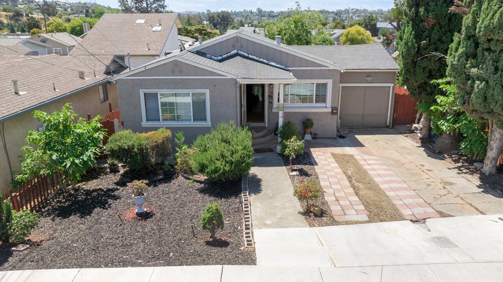 Welcome to 9 Idora Ave, a cozy and inviting 3-bedroom, 1-bath bungalow located in the heart of Vallejo. Built in 1941, this home combines timeless character with modern comfort, offering 1,204 sq. ft. of living space on a generous 6,969 sq. ft. lot—plenty of room both inside and out.
Prime Vallejo Location: Just minutes from Hwy 780, the Vallejo Ferry & Transit Center, and Glen Cove Shopping, this property offers unbeatable commuter convenience and easy access to all that the Bay Area has to offer. Whether you’re traveling to San Francisco, Napa, or exploring locally, this location keeps everything within reach. Schools & Education: Situated within the Vallejo City Unified School District and close to top educational institutions like CSU Maritime Academy, Solano Community College, and Touro University, this home is ideal for families, students, and professionals.
Lifestyle & Entertainment: Enjoy everything Vallejo has to offer—thrills at Six Flags Discovery Kingdom, live performances at the historic Empress Theatre, waterfront strolls along the Mare Island Bay Trail, or relaxation at nearby Lake Chabot and Dan Foley Park. Why This Home Stands Out: In today’s market, affordable Bay Area homes for sale are hard to find. This is a rare opportunity to own in an up-and-coming neighborhood with incredible long-term value. Inside, you’ll find a space filled with warmth and potential, ready for your personal touch—perfect for first-time buyers, growing families, or anyone searching for a move-in ready Bay Area home. This isn’t just a house—it’s where new memories and a fresh chapter of homeownership begin.
Don’t miss out—this one won’t last! Schedule your private showing today and see why 9 Idora Ave is the dream home in Vallejo you’ve been waiting for.