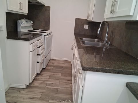 Photo of 1040 Cedar Avenue #2, Long Beach, CA 90813 (MLS # SB26036969)