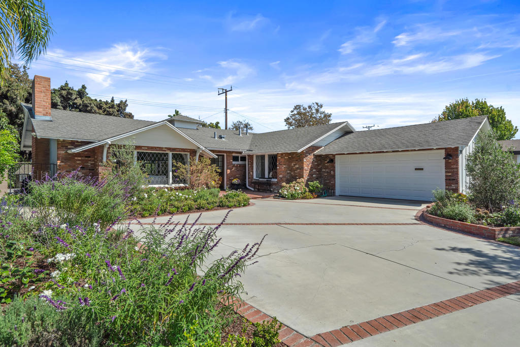 12742 Foster Road