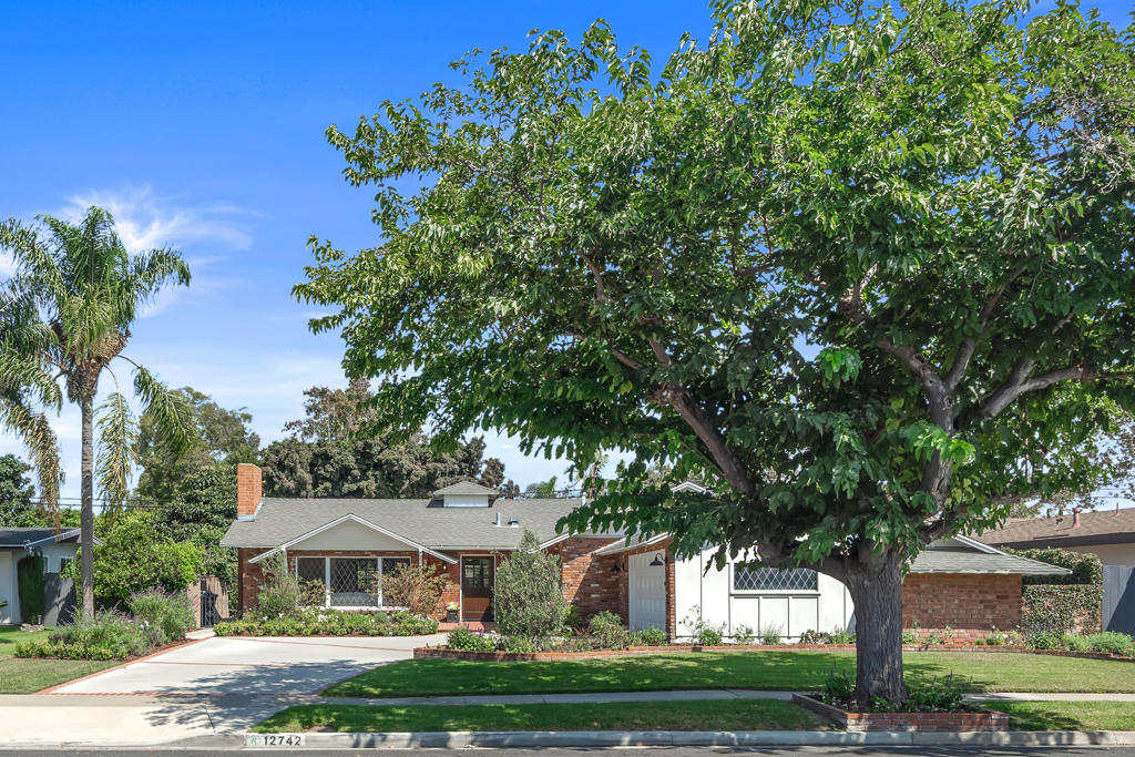 12742 Foster Road