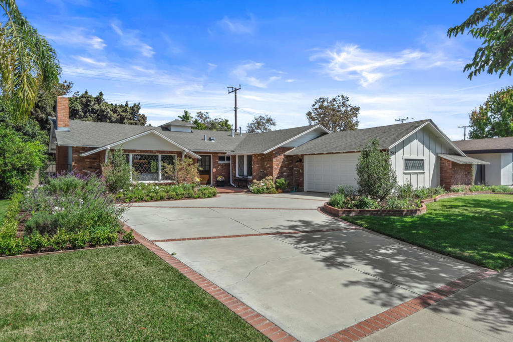 Nestled in the highly desirable Rossmoor neighborhood, this charming English countryside inspired home offers a perfect blend of traditional elegance and modern luxury. Just over 2,400 sq ft this 3 Bedroom / 2 bathroom home is designed with family-living in mind. Step inside and enjoy an inviting open floor plan with vaulted ceilings and an abundance of natural light. The recently updated kitchen (Summer 2024) features beautiful marble countertops, custom cabinetry and top-of-the-line Bosch appliances, making it a dream for any chef. Other recent upgrades include plumbing, electrical, raised ceilings and new flooring throughout in addition to a brand NEW roof installed July 2025. Primary bedroom has a large en-suite bathroom with separate tub & shower and ample closet space. The home boasts an extra large family room ideal for both entertaining and family gatherings. Just 10 minutes from the beach in a quaint part of town, yet accessible to many major freeways connecting you to all Los Angeles and Orange County, this location can't be beat!