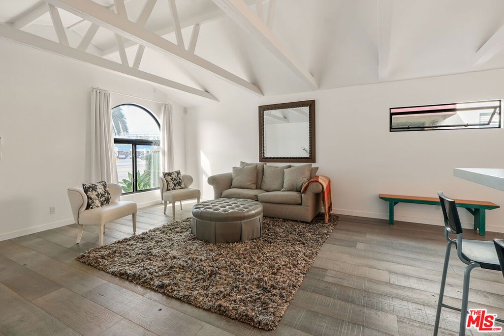 Photo of 754 Washington Boulevard, Marina Del Rey, CA 90292 (MLS # 26649665)