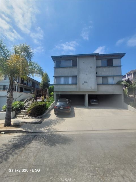 Photo of 5621 Edgemar Avenue, Los Angeles, CA 90043 (MLS # SB26101137)