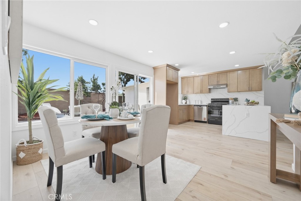 1736 Kimberly