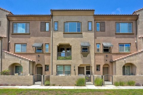 Photo of 1576 CASTILLO Way #45, Vista, CA 92081 (MLS # NDP2606081)