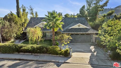 Photo of 3258 Kirkham Drive, Glendale, CA 91206 (MLS # 25601459)