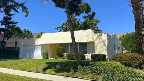 Photo of 17265 Bronte Place, Granada Hills, CA 91344 (MLS # SR26077078)
