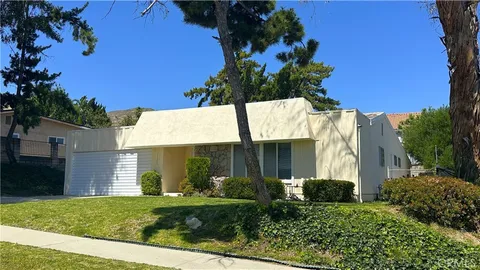 17265 Bronte Place, Granada Hills, CA 91344 - MLS#: SR26077078