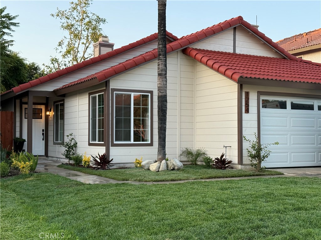 1254 W Van Koevering Street